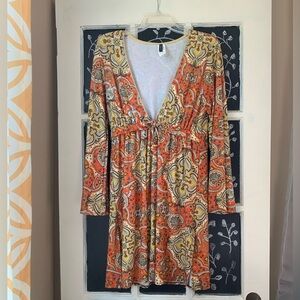 Tommy Hilfiger beach coverup
Size S